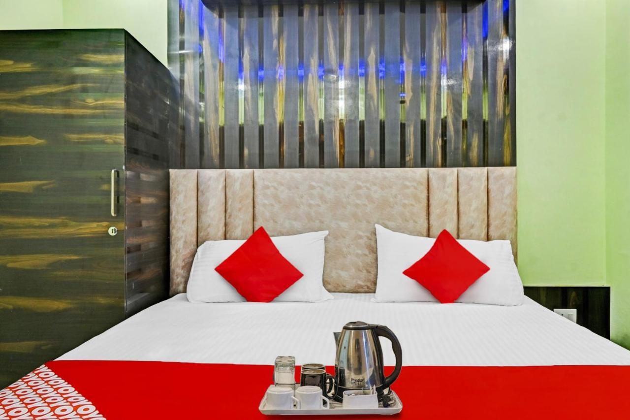 Oyo Tulsi Angan Hotel Danapur Exterior photo